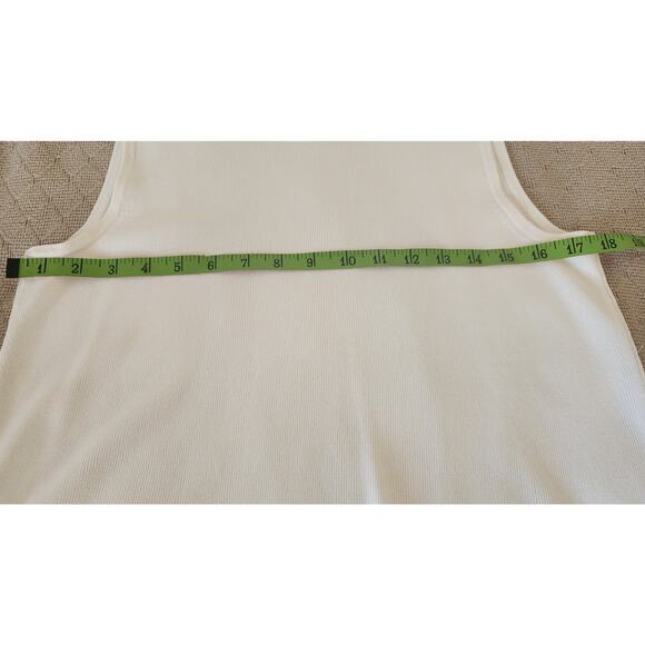 Laura Ashley Sleeveless Classic Knit Blouse with Crew neckline Womens Size Small - Picture 6 of 7